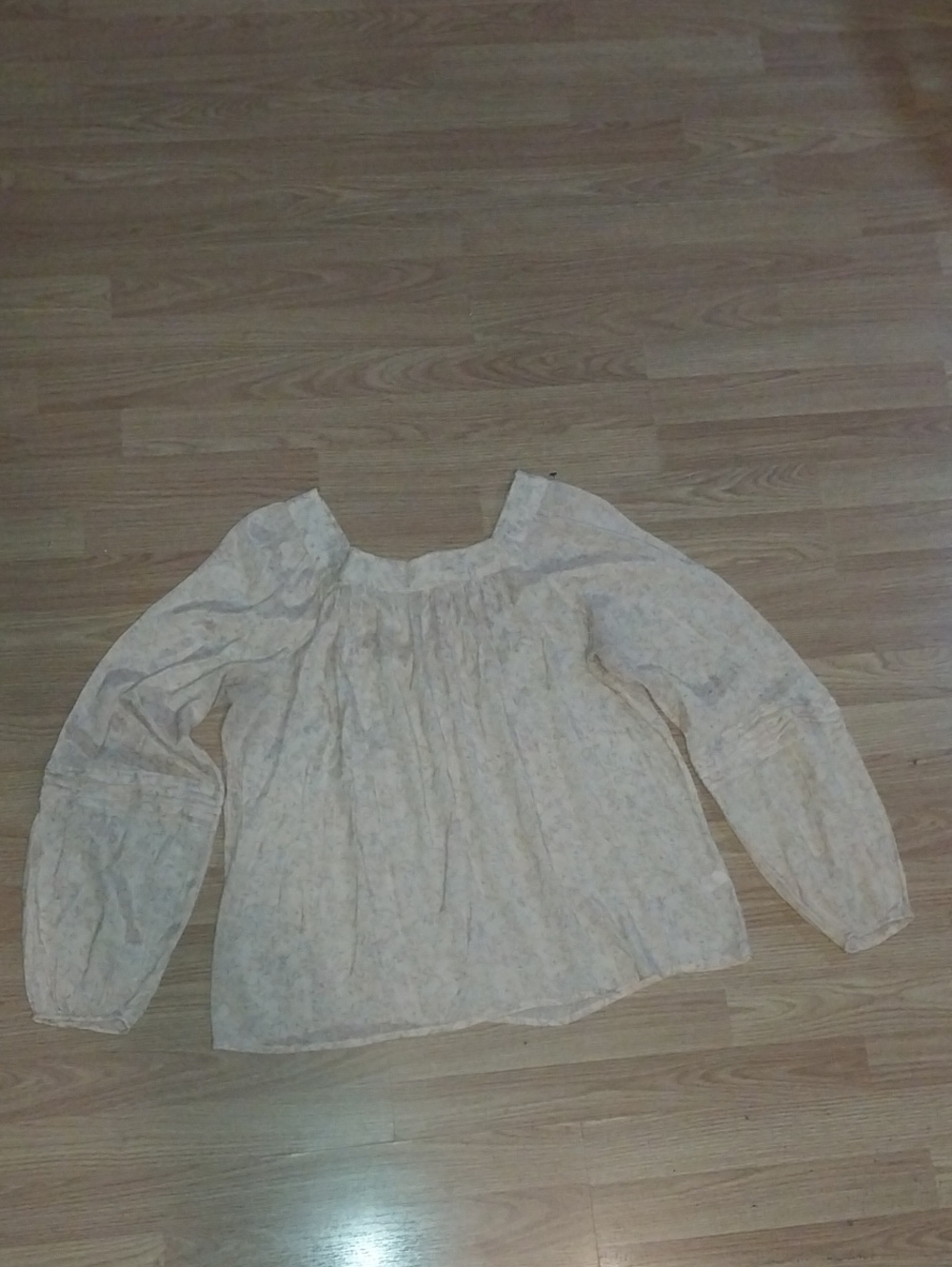 Light Floral Long-Sleeve Peasant Blouse - Peach